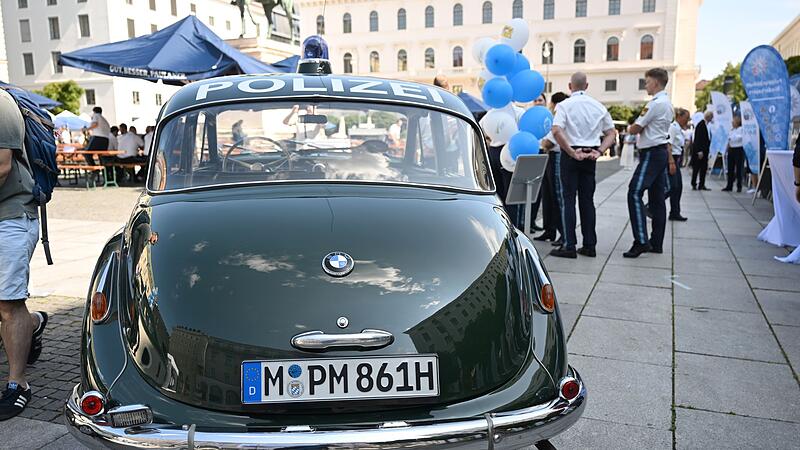 Festveranstaltung "80 Jahre Bayerische Polizei" Festveranstaltung "80 Jahre Bayerische Polizei"