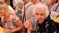 Auf die n&auml;chsten zwei Jahre: Im Alter von 100 Jahren m&ouml;chte Babette Hofmann im Bierstadel mit dem Akkordeon Musik machen.
