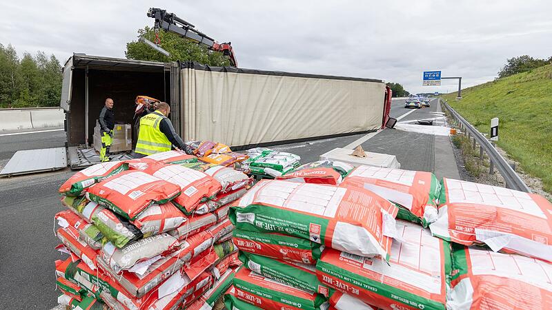 Mehrere Verletzte nach Unfall auf A3