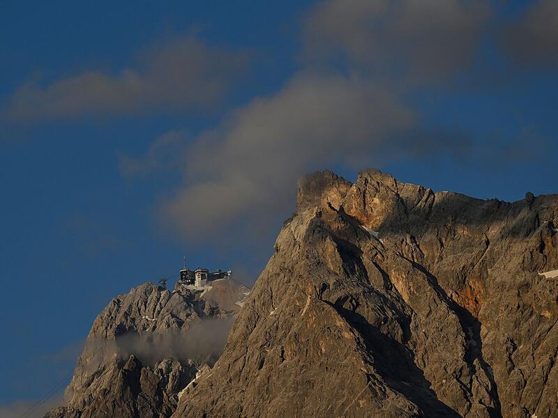 Junger Mann verunglückt auf einem Klettersteig an der Zugspitze