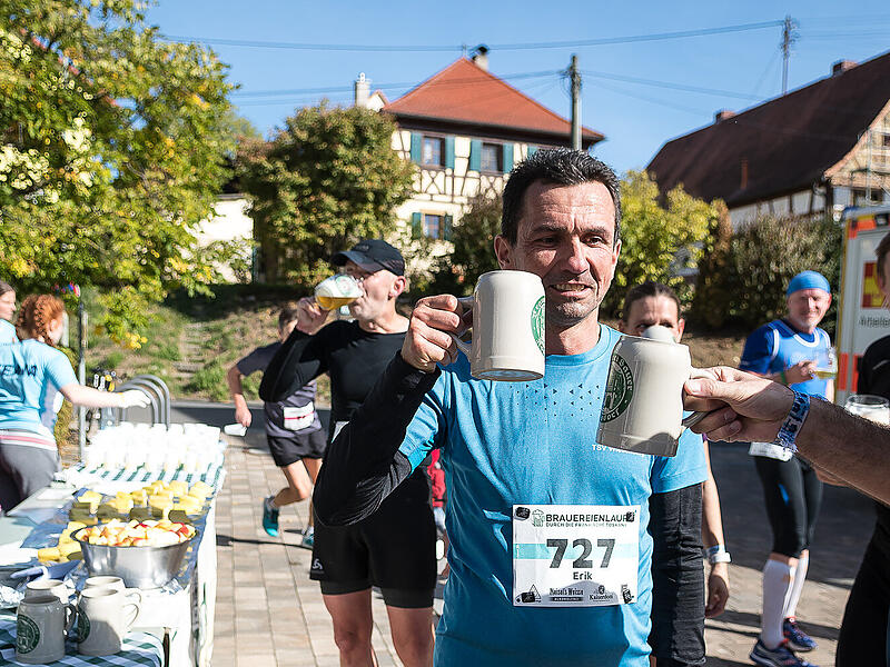 Sport, Geselligkeit, Landschaft und fränkische Spezialitäten: Mit dieser einzigartigen Mischung geht am 27. September der Brauereienlauf Fränkische Toskana mit über 1.400 Läufern in seine 5. Runde – dieses Mal mit neuer Strecke.
