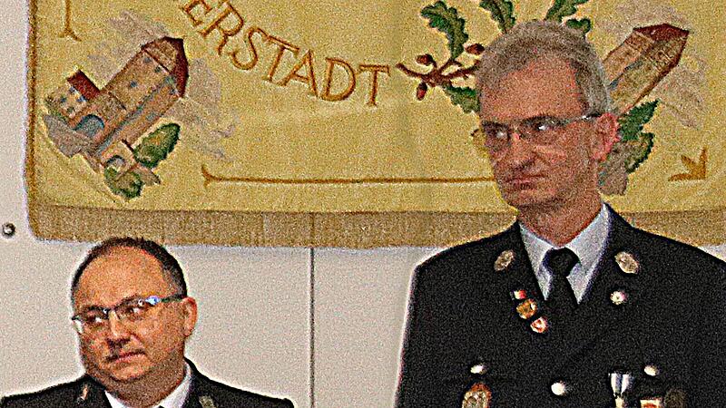 Für 40 Jahre aktiven Feuerwehrdienst wurden Marcus Müller und Franz-Josef Wolf in der Feuerwehr-Hauptversammlung geehrt.