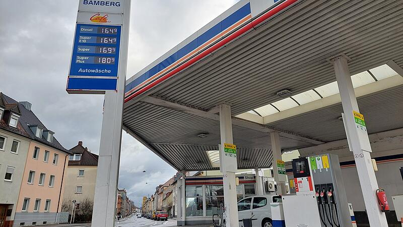 Noch sind die Spritpreise trotz gestiegener CO₂-Steuer nicht nach oben geklettert. Wie lange wird das noch so bleiben?
