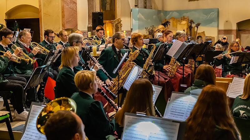 Ein wunderbares Adventskonzert gestaltete der Musikverein Knetzgau vor Kurzem in der  Knetzgauer Kirche.