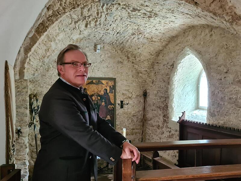 In der Schlosskapelle d&uuml;rfen G&auml;ste beten.Forchheim & Fr&auml;nkische Schweiz