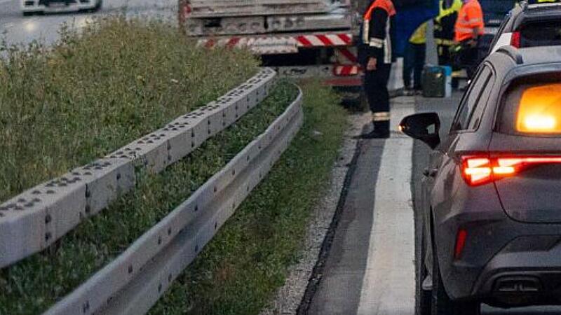 Autobahn, Unfall, Leitplanke, Mittelschutzplanke Autobahn, Unfall, Leitplanke, Mittelschutzplanke