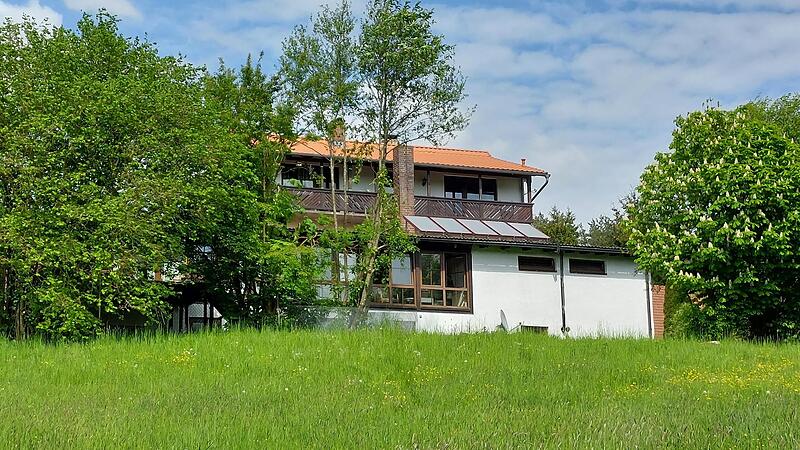 Die Hacienda ist eingebettet in eine idyllische Landschaft.