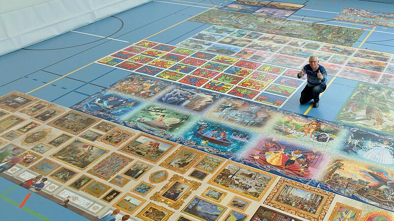 In der Turnhalle der Grundschule Hallerndorf zeigte Peter Schubert seine Puzzles.Forchheim & Fränkische Schweiz