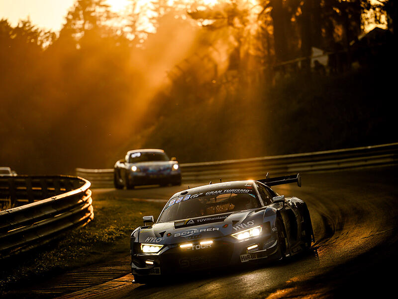 Der Audi #1 mit Christopher Haase ist bei den 24h N&uuml;rburgring 2025 am Samstagabend ausgeschieden.
