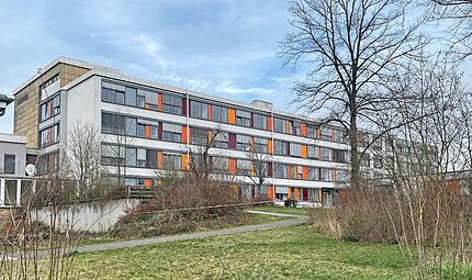Moderne Technik in den nicht mehr ganz so modernen R&auml;umen: Die Ha&szlig;berg-Kliniken gehen den digitalen Weg.