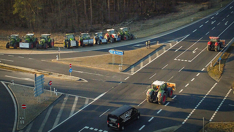 Demonstriert wird auch am Freitag wieder an der Autobahn-Auffahrt Oberthulba.