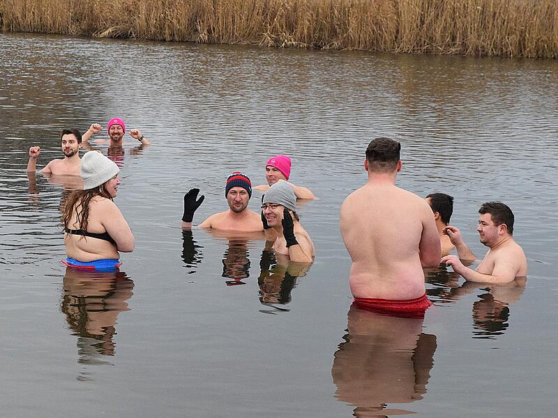 Neujahrsschwimmen Altenkunstadt