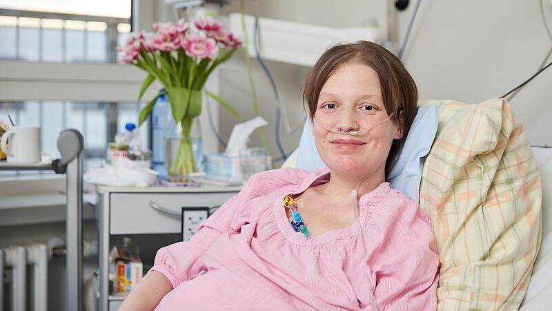Nadine Wilm (36) muss immer wieder in der W&uuml;rzburger Uniklinik behandelt werden. Sie leidet an einer besonders seltenen Form von Eierstockkrebs und galt als austherapiert.&nbsp;