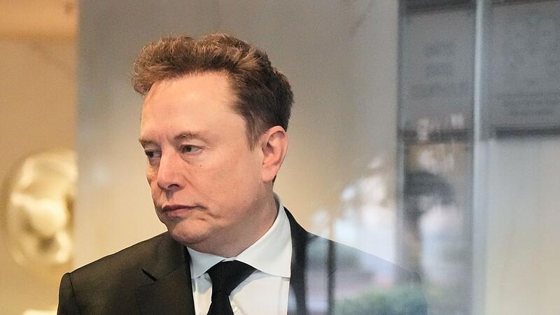 Elon Musk Elon Musk