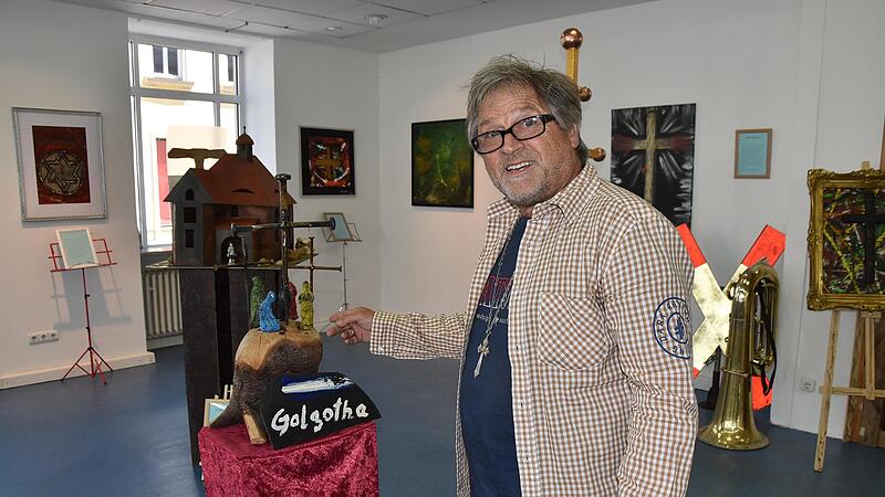 Der Westheimer Hannes Betz präsentiert Werke zum Thema Kunst und Religion im Kunsthaus von Haßfurt. Der Westheimer Hannes Betz präsentiert Werke zum Thema Kunst und Religion im Kunsthaus von Haßfurt.