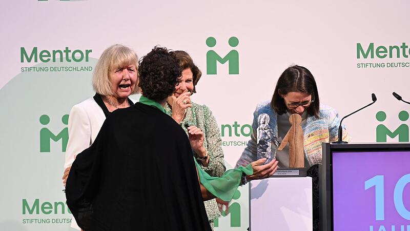 Königin Silvia von Schweden verleiht «Mentor-Zukunftspreis» Königin Silvia von Schweden verleiht «Mentor-Zukunftspreis»