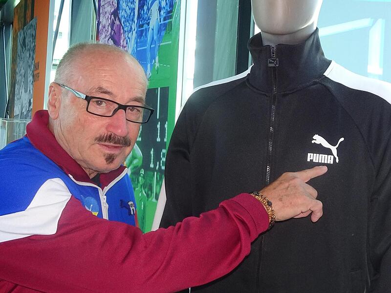 In Helmut Fischers Ausstellung &uuml;ber 75 Jahre Puma hat die Entwicklung des  Logos einen festen Platz.