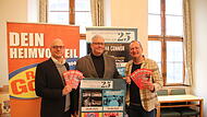 Freuen sich auf den Kultursommer in Bad Kissingen: (von links) OB Dirk Vogel, Christian Schmidt (Depro GmbH) und Volker Heißmann (Comödie Fürth).