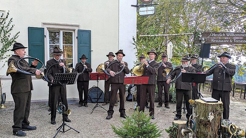 Jagdhornbläser feiern 60-jähriges bestehen Jagdhornbläser