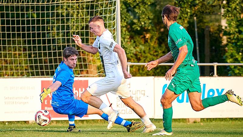 Der TSV Neudrossenfeld (in Gr&uuml;n, hier gegen Eltersdorf) hat sich mit einem 1:1-Remis von der DJK Gebenbach getrennt.