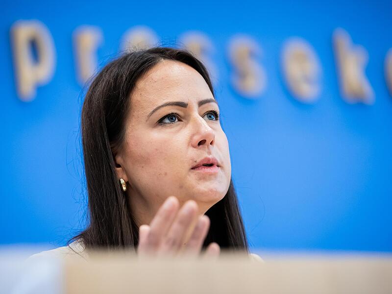 Geraldine Dany-Knedlik vom  Deutschen Institut für Wirtschaftsforschung stellte  die neue Konjunkturprognose führender Wirtschaftsinstitute vor.