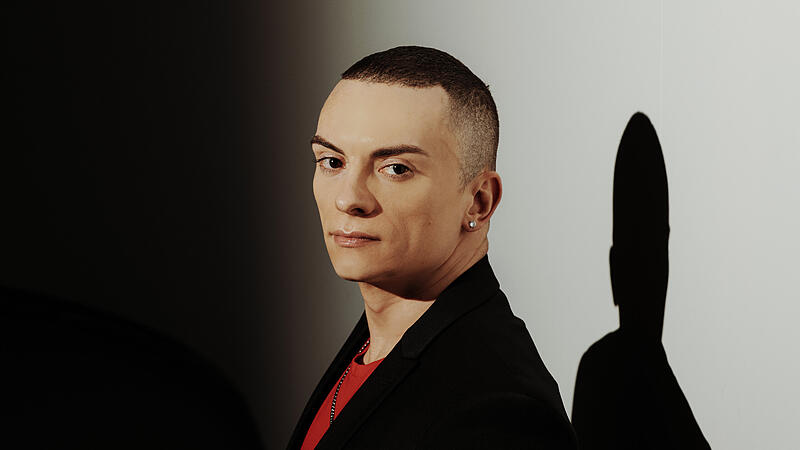 Cameron Carpenter spielt bei den Bamberger Symphonikern