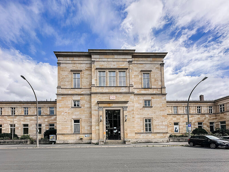 Die Stadt sucht Mieter für den Bahnhof Bad Kissingen. Die Stadt sucht Mieter für den Bahnhof Bad Kissingen.