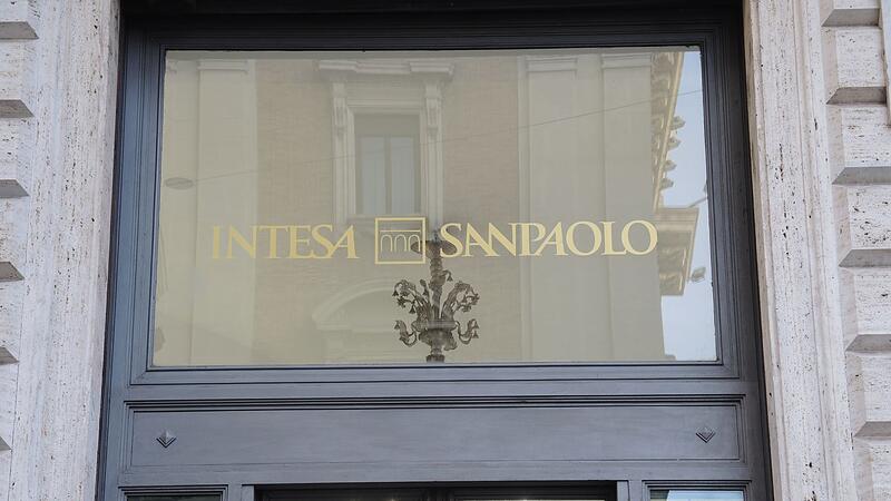 Intesa Sanpaolo Intesa Sanpaolo