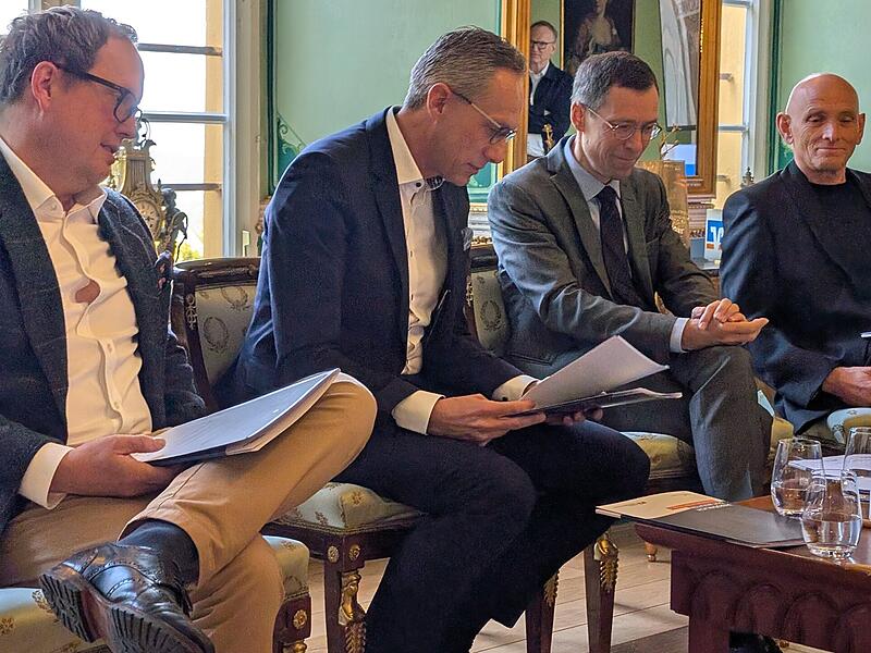 Johannes Graf von Bentzel, Joachim Hausner, Marcus Rudolf Axt und Wolfgang Heyder (von links).