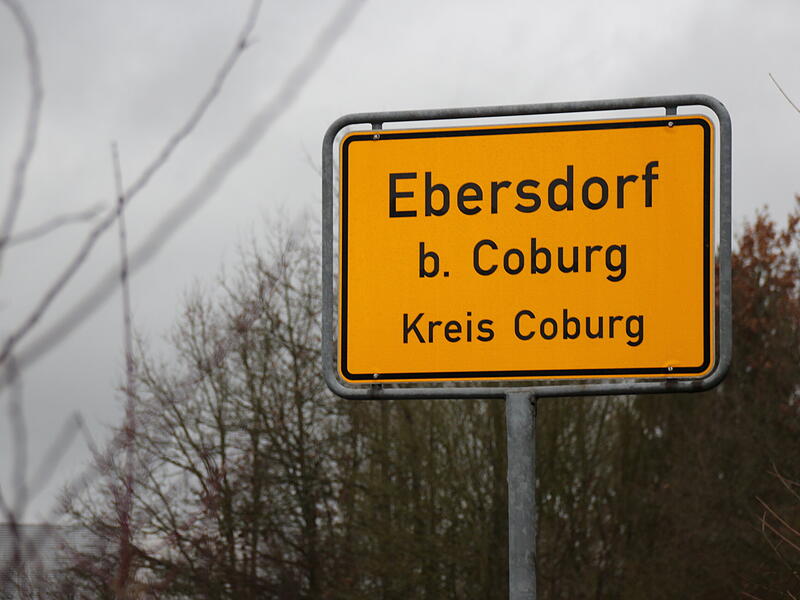 Ebersdorf bei Coburg Kreis Coburg - Ortsschild Dezember 2024