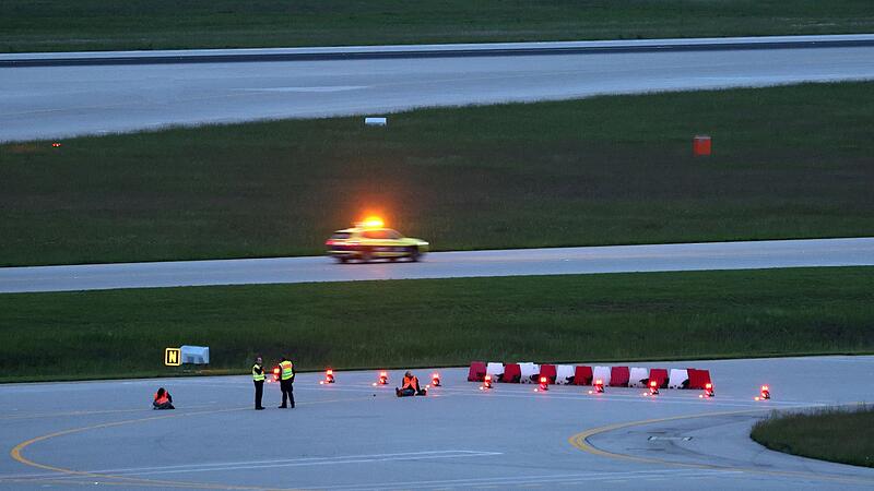 Klimaprotest auf M&uuml;nchner Flughafen