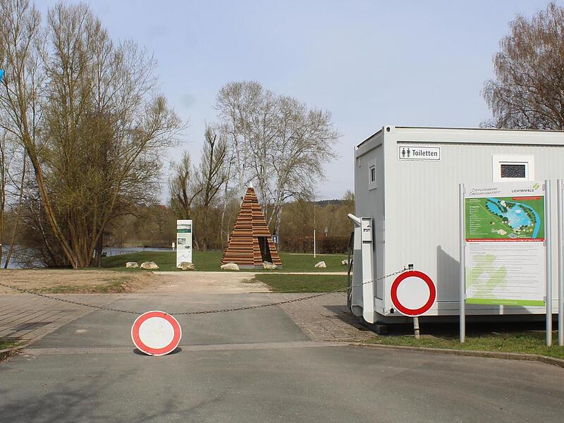 Hier, an diesem Platz am Baggersee in Oberwallenstadt, h&auml;tte unter Umst&auml;nden ein Schlie&szlig;fach f&uuml;r Badebesucher eingerichtet werden k&ouml;nnen. Daraus wird nach Beschluss erst einmal nichts.