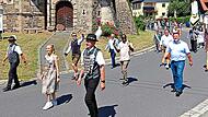 Ein farbenprächtiger Festzug wurde von den Zuschauern mit viel Beifall bedacht.Karl-Heinz Hofmann Ein farbenprächtiger Festzug wurde von den Zuschauern mit viel Beifall bedacht.Karl-Heinz Hofmann