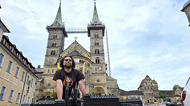 Florian Herrnleben vor dem Bamberger Dom Florian Herrnleben vor dem Bamberger Dom