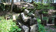 Station Nummer 9 von Cordula Pflederer: „Und er heilt die Menschen von allerlei Gebrechen“ (Markus 1, 32-34).