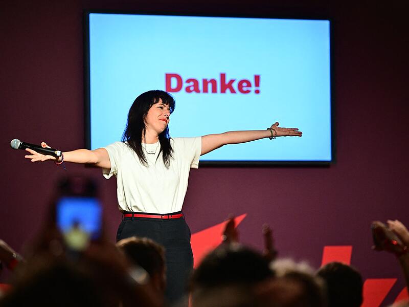 Abgeordnetenhaus-Wahl Berlin - Wahlparty Die Linke Abgeordnetenhaus-Wahl Berlin - Wahlparty Die Linke