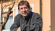 Hermann Ulm schaut optimistisch auf den  15. M&auml;rz: Der amtierende Forchheimer Landrat w&uuml;rde gerne weitere sechs Jahre im Chefsessel des Landratsamtes Platz nehmen. Foto: Stephan Gro&szlig;mann