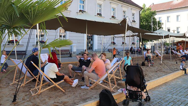 Der Stadtstrand in H&ouml;chstadt wird vor allem von Familien gerne genutzt.