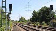Wichtige Bahnstrecke zwischen Köln und Düsseldorf gesperrt Wichtige Bahnstrecke zwischen Köln und Düsseldorf gesperrt