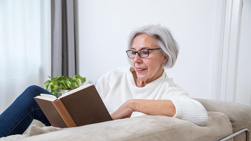 Lesen ist umweltschonender als streamen Lesen ist umweltschonender als streamen