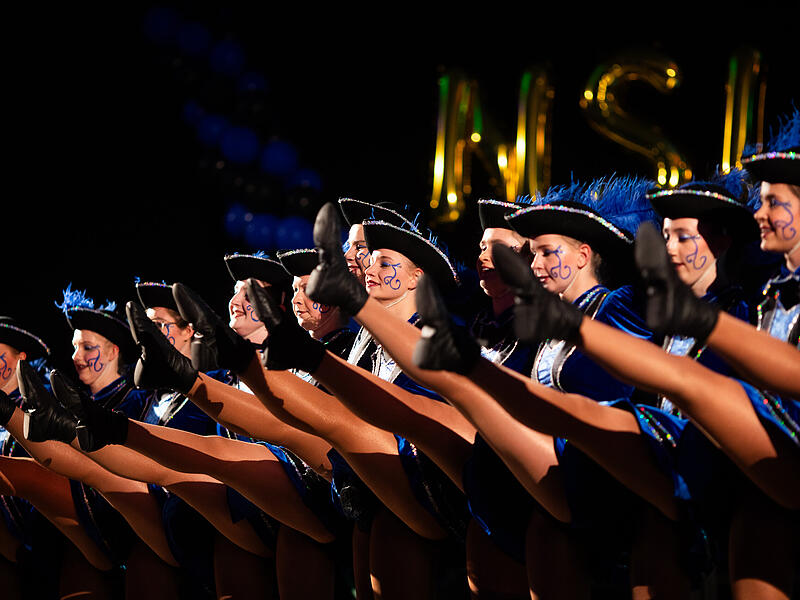 Die Jugendgarde zeigte einen Marschtanz.