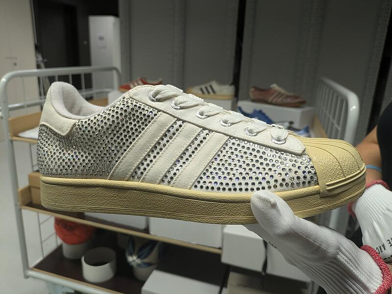 Adidas ArchivAdidas Archiv Adidas ArchivAdidas Archiv