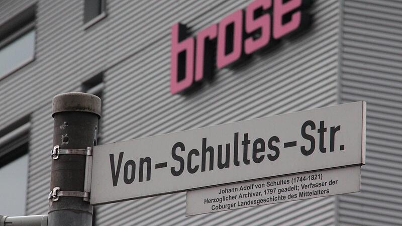 Bis 2015 gab es eine Von-Schultes-Straße in Coburg. Sie wurde dann aber in Max-Brose-Straße umbenannt. Bis 2015 gab es eine Von-Schultes-Straße in Coburg. Sie wurde dann aber in Max-Brose-Straße umbenannt.