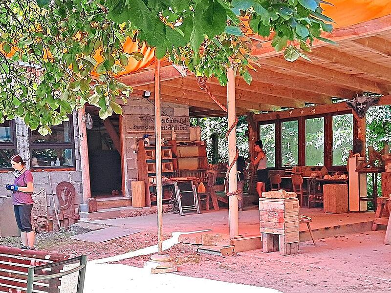 Das idyllische Atelier von Tobias Schreiber im Dobersgrund.Jochen Hümmrich-Welt Das idyllische Atelier von Tobias Schreiber im Dobersgrund.Jochen Hümmrich-Welt