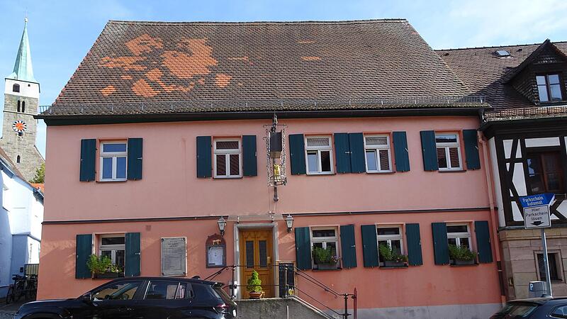 Der  Wirt des Traditionswirtshauses  &bdquo;Gasthaus zum Roten Ochsen&ldquo; in Herzogenaurach  h&ouml;rt auf.