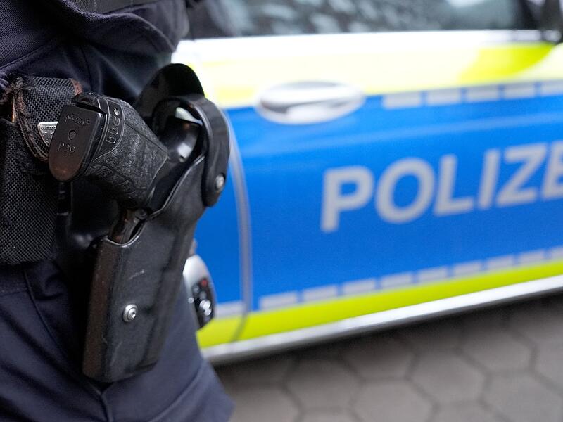 Nach Rockerstreit mit Messern: Polizei durchsucht Wohnungen Nach Rockerstreit mit Messern: Polizei durchsucht Wohnungen