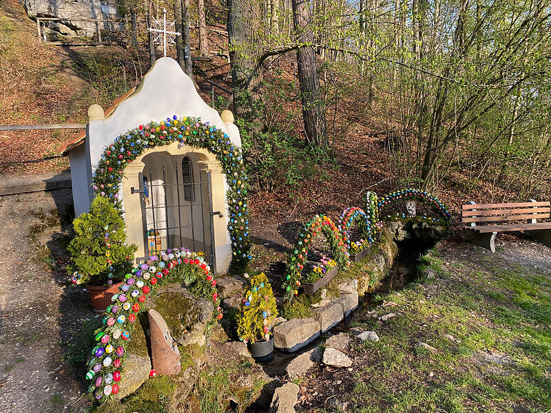 Osterbrunnen Leutenbach St. MoritzquelleOsterbrunnen Fr&auml;nkische Schweiz 2025 Teil 2