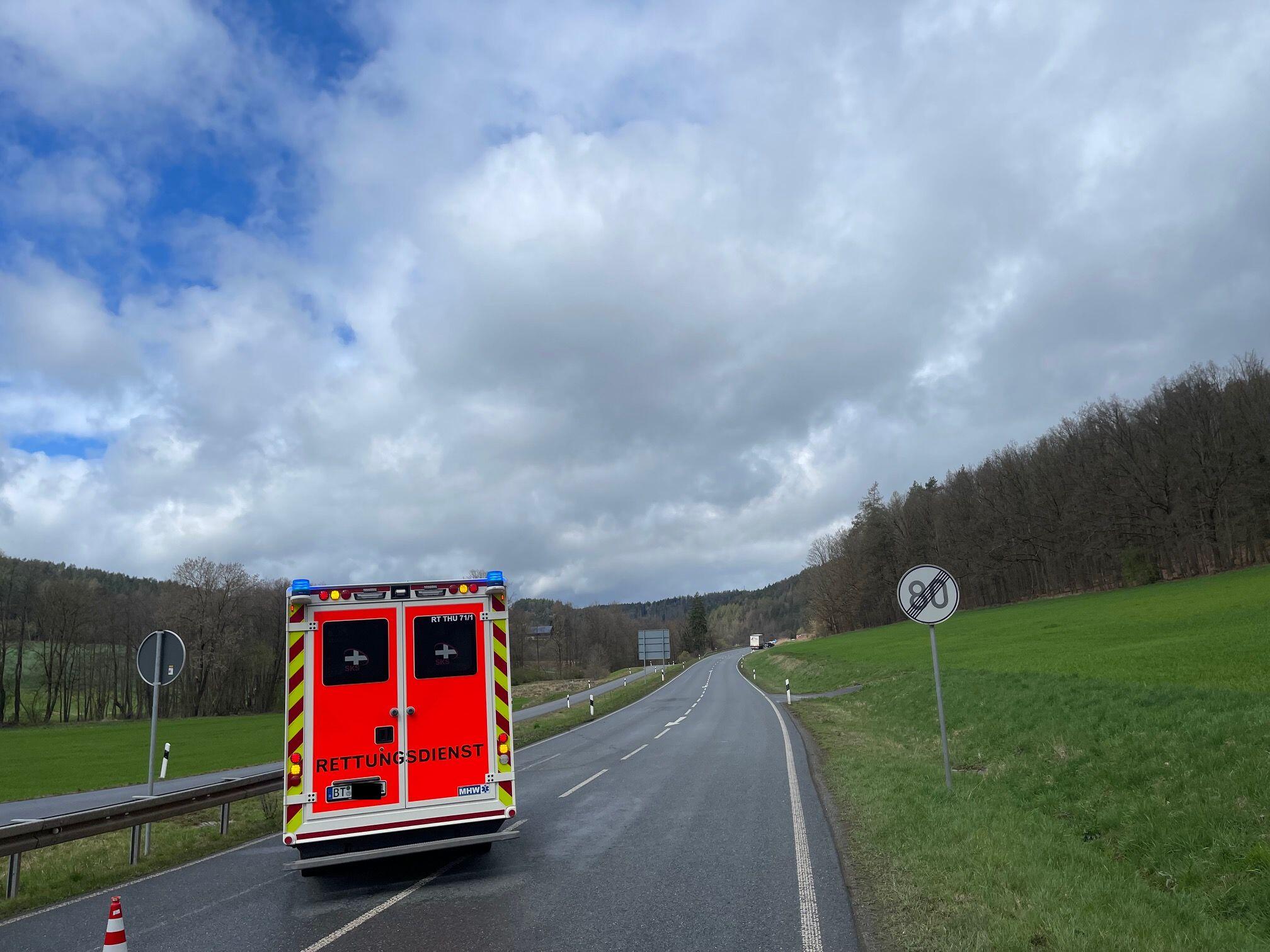 B 85 Chaos Schwerer Unfall Heute Sperrung Und Kilometerlange Staus 2