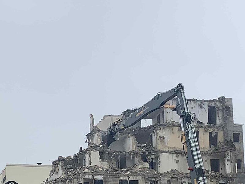 Die Bilder vom Abriss des Alfons-Goppel-Hauses Die Bilder vom Abriss des Alfons-Goppel-Hauses