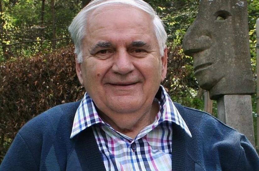 Der Altenkunstadter Ehrenbürger Otto Schuhmann in seinem Garten. Er ist jetzt im Alter von 80 Jahren gestorben.